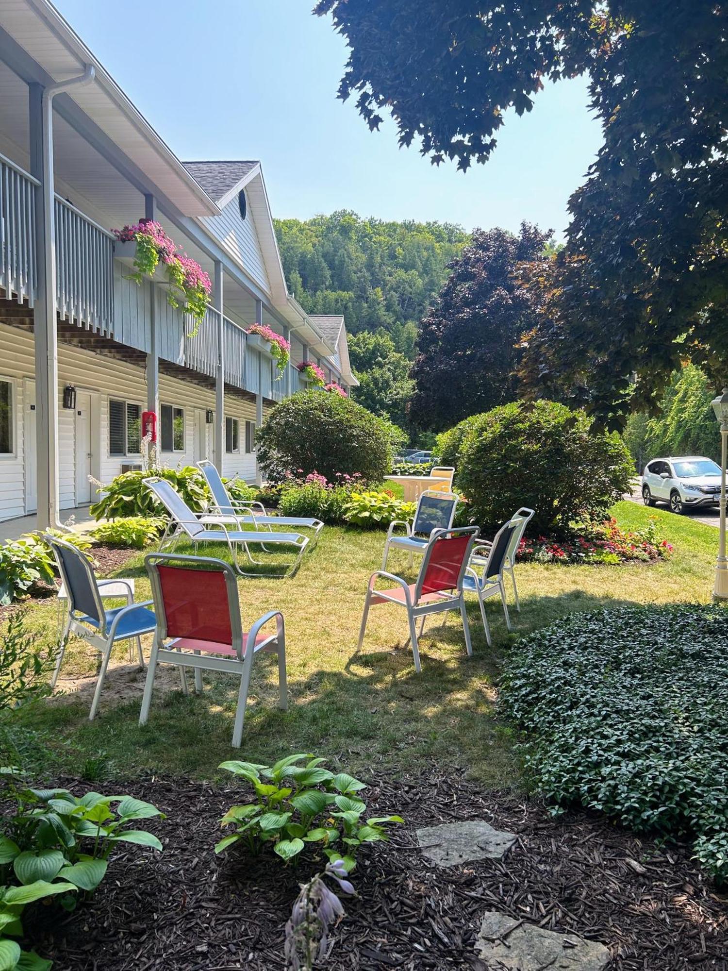 Main Street Motel Fish Creek Exterior foto