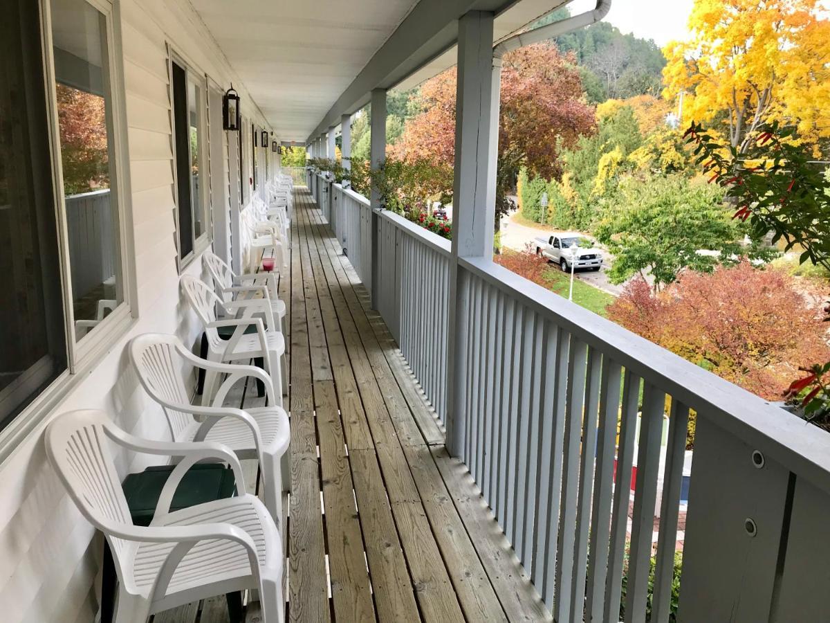 Main Street Motel Fish Creek Exterior foto